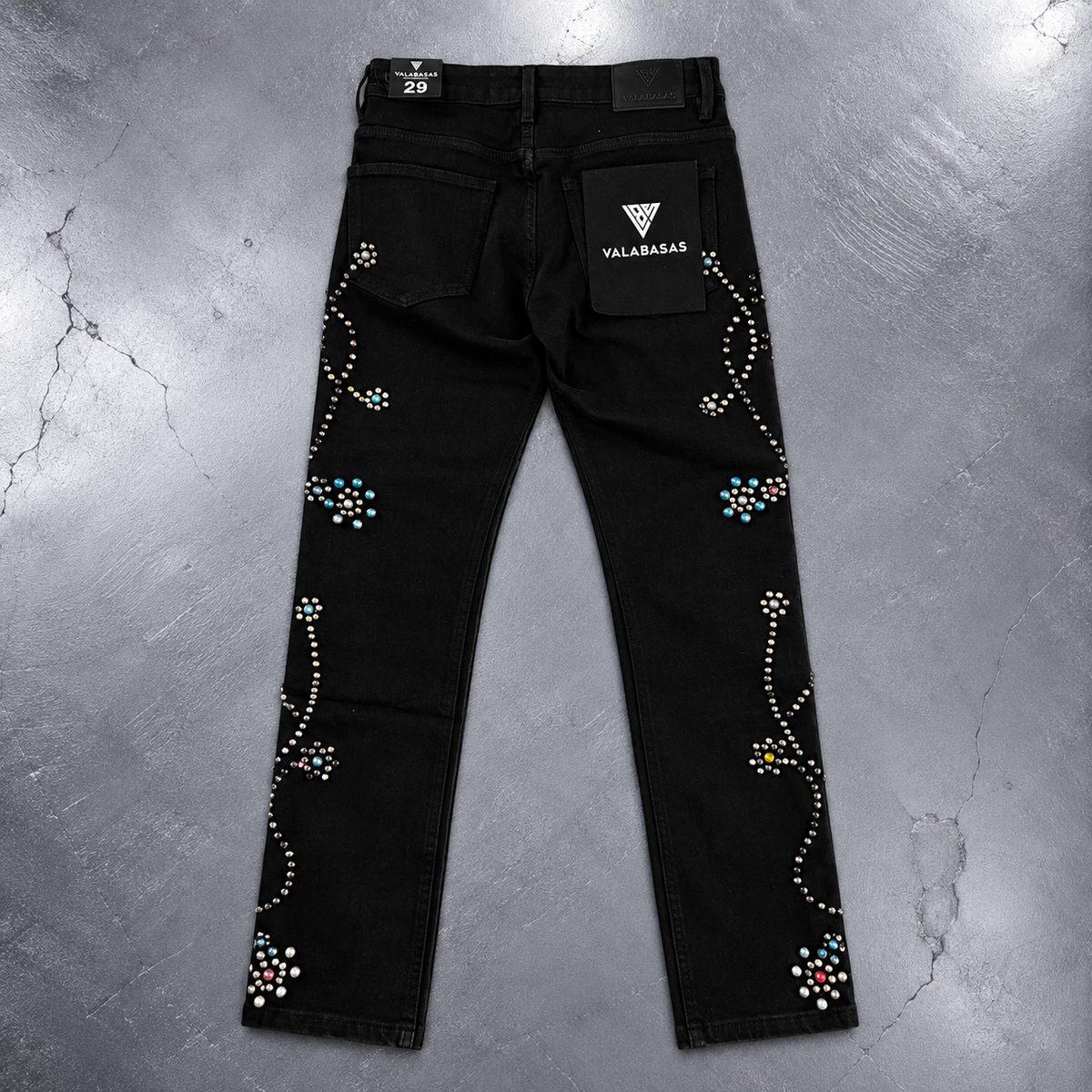 VALABASAS / EMBARGO BLACK Wash Skinny Jeans