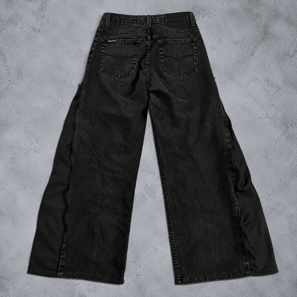 BLACK WASH 3WAY ZIP HYBRID DENIM