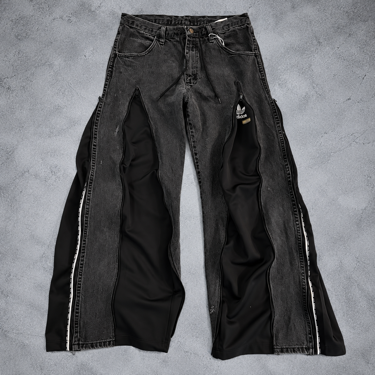 BLACKOUT 3WAY ZIP HYBRID DENIM